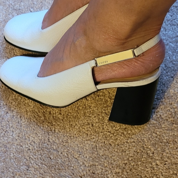 Vintage: House of GUCCI - Picture 2 of 10